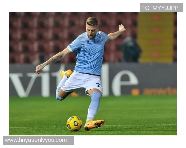 塞尔维亚足球球星拉齐奥辉煌生涯与绿茵场上的荣耀与传奇故事