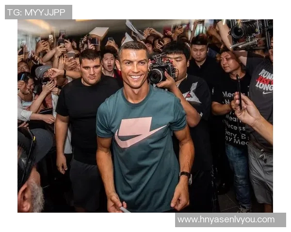 足坛巨星经典发型盘点展示球场内外最具魅力造型合集